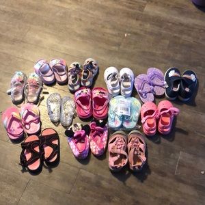 Toddler sandals(SOLD!!!)